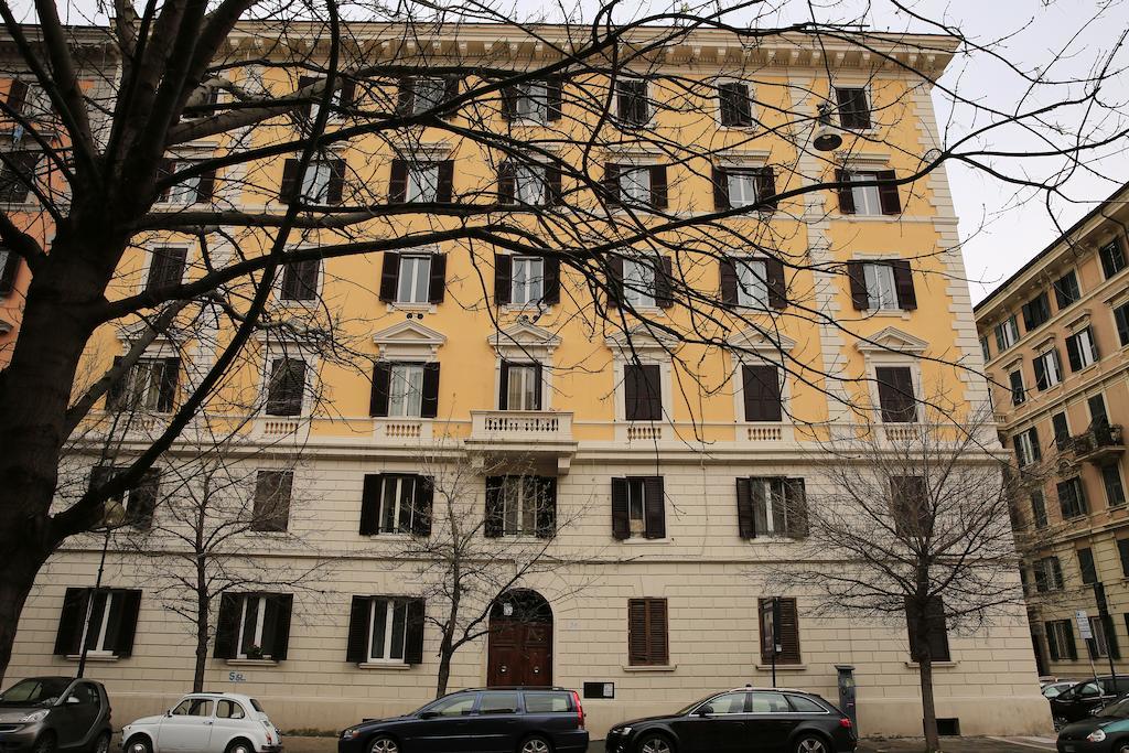 74 Crescenzio House Hotel Рим Екстериор снимка