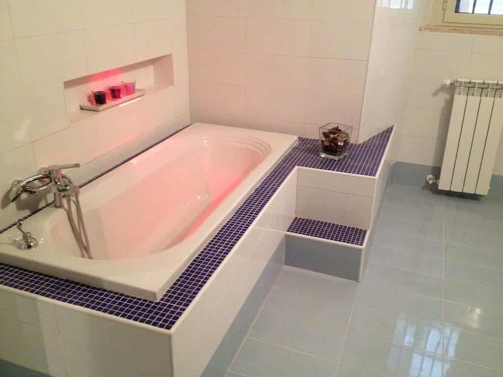74 Crescenzio House Hotel Рим Стая снимка
