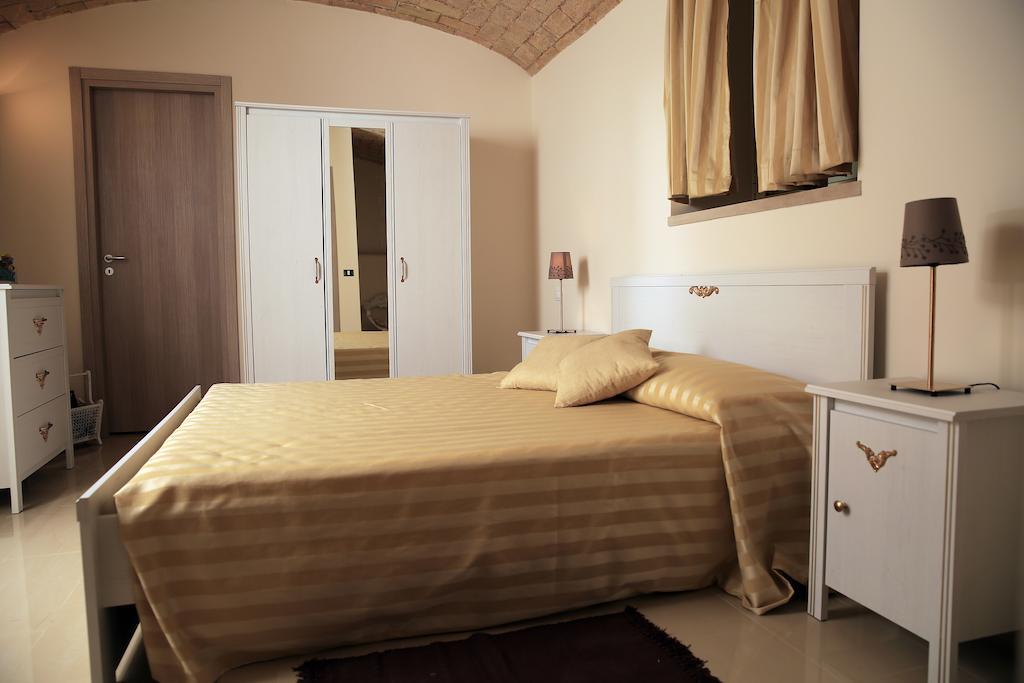 74 Crescenzio House Hotel Рим Стая снимка