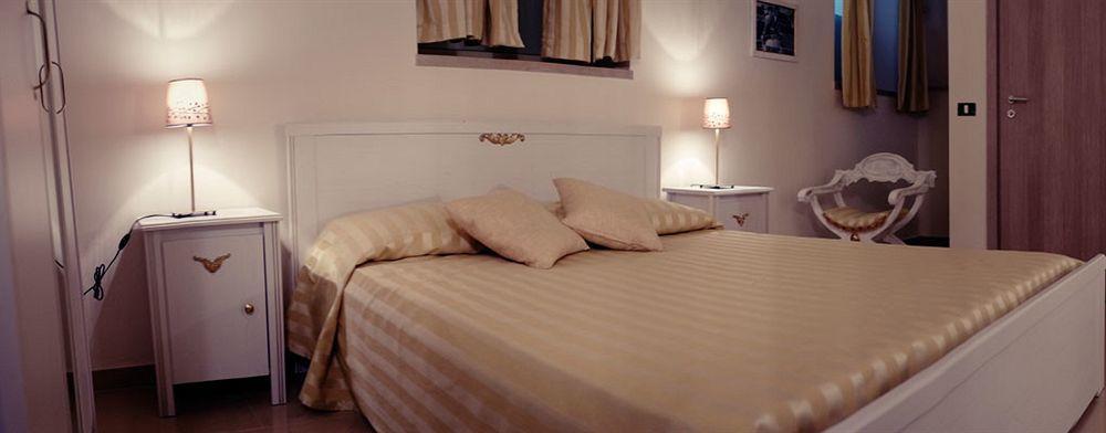 74 Crescenzio House Hotel Рим Екстериор снимка