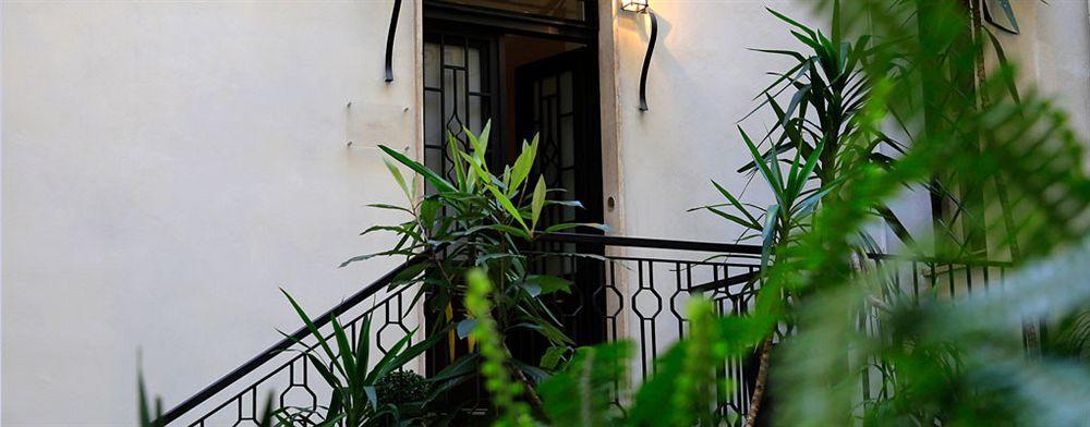 74 Crescenzio House Hotel Рим Екстериор снимка